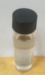 溶ける液体 水用液体